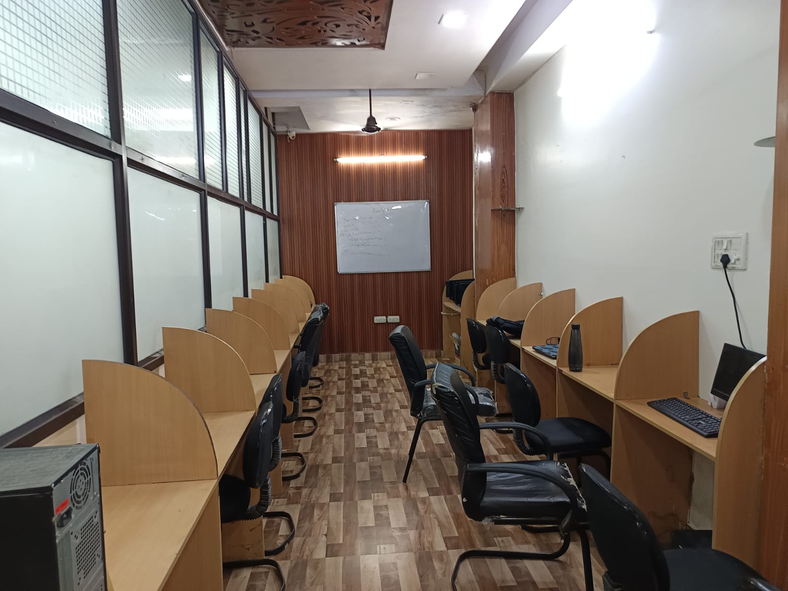 Co=Training space for online and offline classes in Jaipur-Gopalpura Bypass-Jaipur